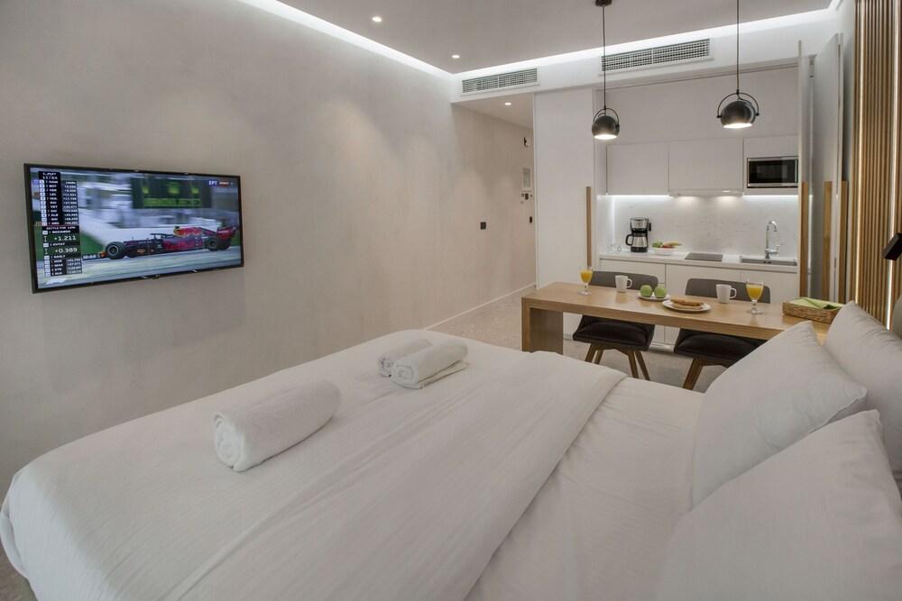 Nikis Suites Syntagma-Plaka By Ghh Athens Exterior photo